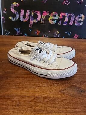 CONVERSE CHUCK TAYLOR ALL STAR WOMEN'S LOW TOP WHITE SNEAKERS SIZE 6